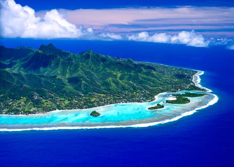 Rarotonga Cook Islands, South Pacific Islands, Island Holiday, Top Travel Destinations, Cook Islands, Tropical Island, Island Travel, Small Island, Travel Writer