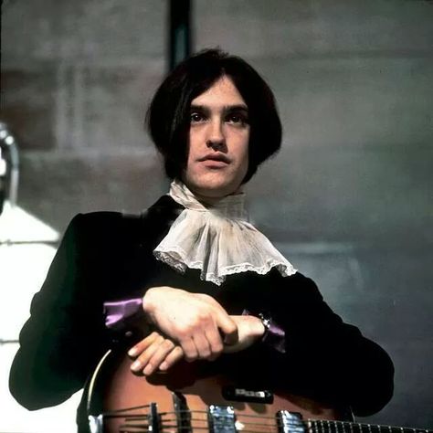 she-is-waiting-for-the-worms:   Dave Davies of The... -                                         Time Fades Away Dave Davies, Ray Davies, The Kinks, Beautiful Film, British Rock, Best Rock, Hidden Treasures, Historical Fashion, David Bowie