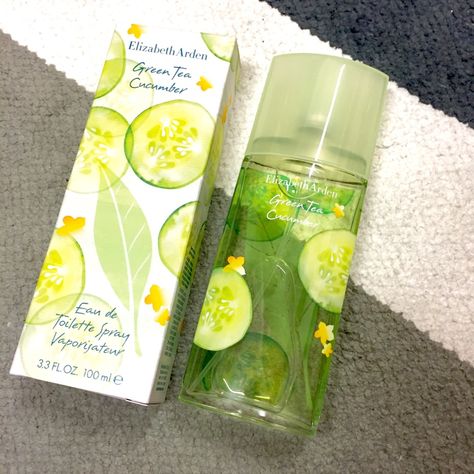 Yellow Cucumber, Elizabeth Arden Perfume, Elizabeth Arden Green Tea, Fragrances Perfume Woman, Chanel Perfume, Smell Goods, Pretty Skin Care, Pretty Skin, Junior Year