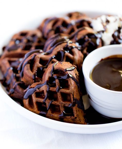 Decadent TRIPLE CHOCOLATE BELGIAN WAFFLES are perfect for breakfast, brunch or dessert! Made with cocoa, mini chocolate chips and drizzled with thick chocolate syrup, these beautiful waffles are meant to be shared and savored with the one you love. Mmmm... #chocolatewaffles #chocolatewafflerecipe #BelgianWaffles #BelgianWaffleRecipe #BestBelgianWaffles #chocolatechipwaffles #chocolatechipwafflerecipe | confettiandbliss.com Chocolate Chip Belgian Waffles, Chocolate Waffles Aesthetic, Waffles Aesthetic, Chocolate Waffle Recipe, Brownie Vegan, Breakfast Chocolate, Chocolate Chip Waffles, Chocolate Breakfast, Chocolate Waffles