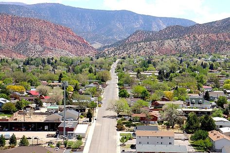 Small Towns In California, Cedar City Utah, Colorado Plateau, Hotel Del Coronado, Cedar City, Beautiful Cities, Most Beautiful Cities, Best Western, Zion National Park