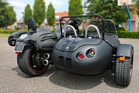 Motorbike With Sidecar, Snow Crash, Bike With Sidecar, Three Wheel Motorcycles, Three Wheel Bicycle, Dieselpunk Vehicles, Ural Motorcycle, Motorcycle Camping Gear, Bmw Scrambler