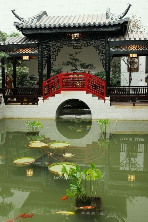 A Chinese Style garden with viewing pavilion , red bridge over fish pond in Guangzhou, China Chinese Architecture Traditional, Ancient Chinese Architecture, China Architecture, Japan Garden, Asian Architecture, Asian Garden, Architecture Wallpaper, Chinese Garden, Guangdong China