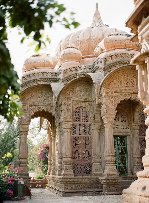 Travel India Beautiful Places, Jaipur Travel, India Architecture, Ancient Indian Architecture, India Photography, Travel India, Cultural Architecture, Indian Architecture, Jodhpur