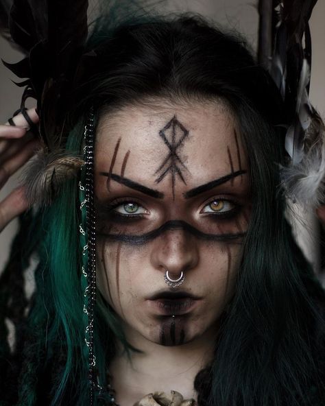 Priestess 🌙 I just love covering my face with makeup and symbols, runes or whatever, I feel powerful ⚔️ What makes you feel great ? I’d say… Dark Viking Makeup, Elven Warrior Makeup, Norse Witch Makeup, Viking Costume Female Diy Plus Size, Celtic Warrior Makeup, Viking Inspired Makeup, Norse Witch Costume, Swamp Witch Makeup, Creepy Costumes For Women