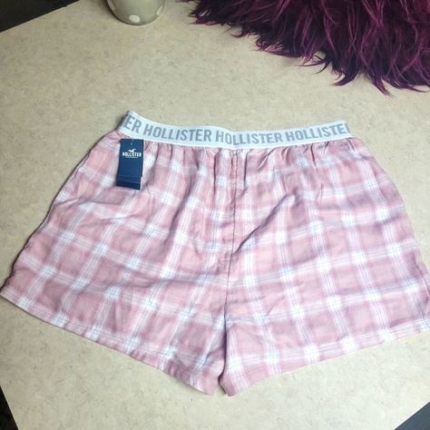 Cute Nwt Women Size Medium Hollister Flannel Boxer Style Shorts Pink White Soft Boxer Pjs, Wicked Outfit, Boxers For Girls, Pink Boxers, Womens Boxer Shorts, Girl Boxers, Boxers Women, Womens Boxers, Xmas Wishlist