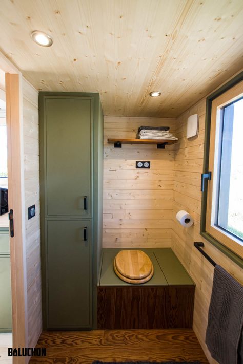 Tiny Home Bathroom, Scandinavian Tiny House, House Scandinavian, Mini Wood Stove, Windows Interior, Loft Style Bedroom, Tiny House Talk, Aluminium Cladding, Tiny House Loft