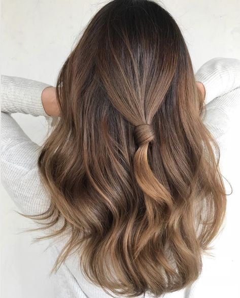 Foliage Hair, Hairstyles List, Hot Haircuts, Trendy Hair Color, Haircut And Color, Big Hair, Hair Trends, Hair Color, Hair Cuts