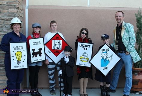 Monopoly Costume, Monopoly Theme, Costumes For Work, Halloween Costumes For Work, Costume Works, Hallowen Costume, Homemade Costumes, Halloween Costume Contest, Creative Costumes