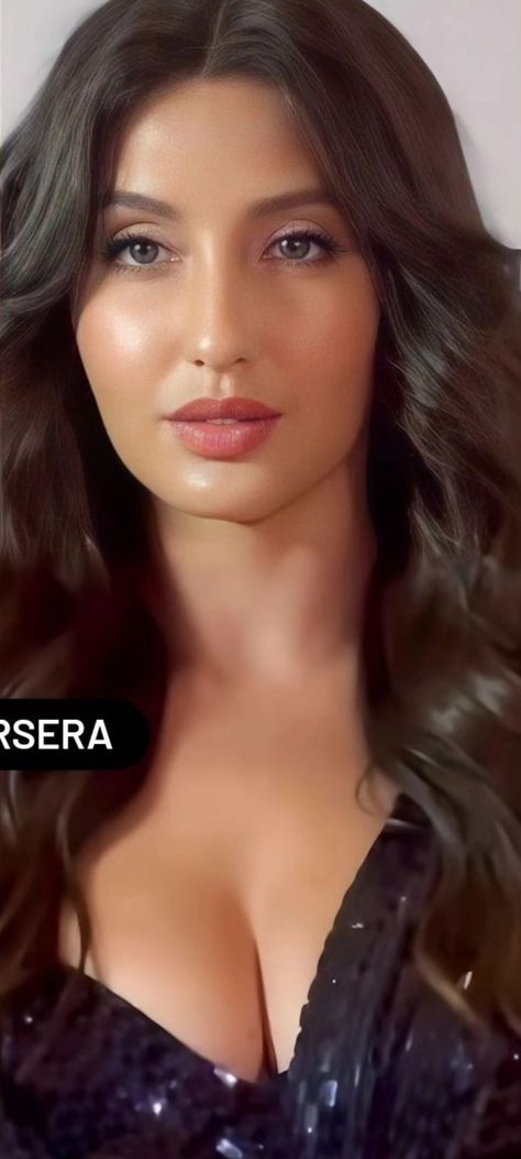 Nora Fatehi Saree, Nora Fatehi Hd Wallpaper, Adult Photoshoot, Kareena Kapoor Photos, Music Concert Posters, Nora Fatehi, Janhvi Kapoor, Film Star, Indian Film