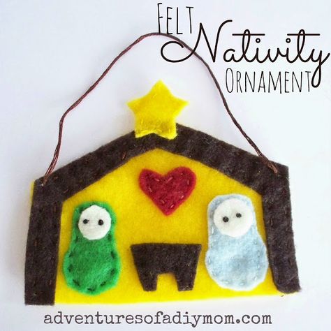 Felt Nativity Ornament - {12 days of CHRISTmas Ornaments} - Adventures of a DIY Mom Nativity Ornaments Diy, 12 Days Of Christmas Ornaments, Felt Nativity, Diy Mom, Handmade Felt Ornament, Nativity Ornaments, Nativity Crafts, Christmas Gifts For Girlfriend, Mom Diy