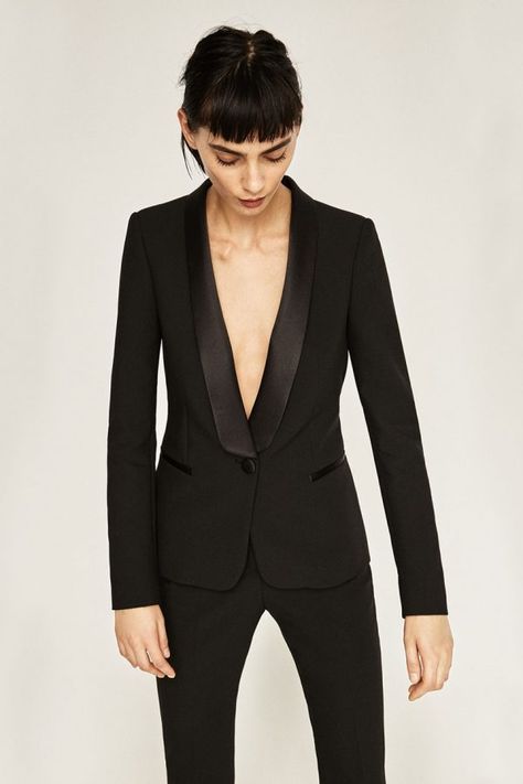 A Sleek Blazer - For instant polish, Zara's fashion-forward blazers are fail-safes, from tuxedo to tweed.Blazer With Tuxedo Collar, $100 Womens Tuxedo Jacket, Black Tuxedo Dress, Tuxedo Women, Mode Zara, Womens Fashion Casual Winter, Tuxedo Blazer, Tuxedo Dress, Fashion To Figure, Dress Zara