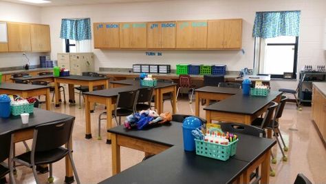 Middle school science room Science Lab Table Arrangement, Classroom Table Arrangement, Middle School Science Lab, Classroom Desk Arrangement, High School Science Classroom, Science Table, Desk Arrangements, Future Science, Middle School Science Classroom