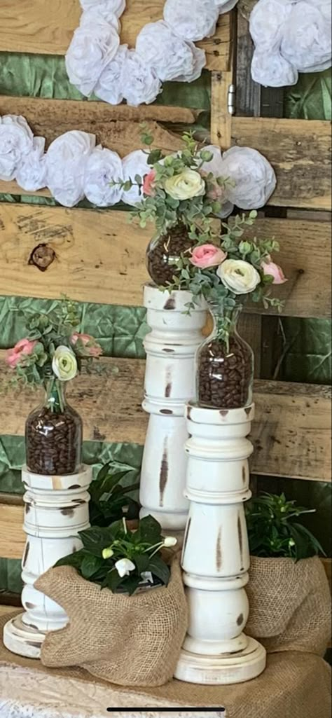 Coffee Shop Table Centerpieces, Coffee Bean Decor Centerpieces, Coffee Theme Centerpiece, Love Is Brewing Centerpieces, Coffee Party Decorations Centerpieces, Coffee Bean Centerpiece Ideas, Coffee Mug Centerpiece Ideas, Coffee Themed Centerpieces, Coffee Bean Centerpiece