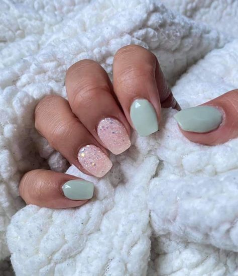 Blush Pink And Sage Green Nails, Sage Green And Pink Nails, Spring Green Nails, Pink Wedding Nails, Ring Finger Nails, Simple Gel Nails, Cute Gel Nails, Nails Only, Dip Powder Nails