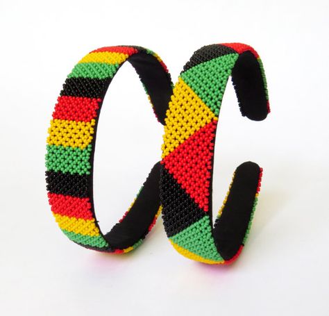 Beaded Alice Band, Rasta Colors, Alice Band, Bracelets Diy, Creative Stuff, Beaded Bracelets Diy, Jewellery Set, Zulu, Bob Marley