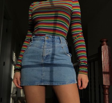 80s Jean Skirt Outfit, 80s Skirt Outfit, Vintage Skirt Outfit, Jean Skirt Outfits Summer, Retro Outfits 90s, Jean Skirt Outfit, Pearce Joza, Skirt Outfits Ideas, Jean Skirt Outfits