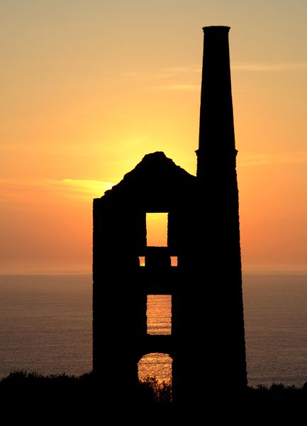 Cornish Tin Mines, Engine House, Air Dry Clay Projects, Watercolor Sunset, Magic Realism, Cornwall England, Google Co, Cornwall, Great Britain