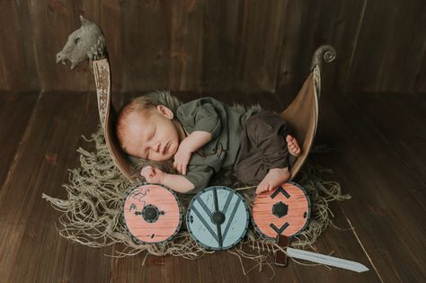 Viking Theme Nursery, Viking Newborn Pictures, Viking Maternity Shoot, Viking Baby Nursery, Viking Baby Shower Ideas, Viking Nursery, Bean Photography, Viking Pictures, Photo Bebe