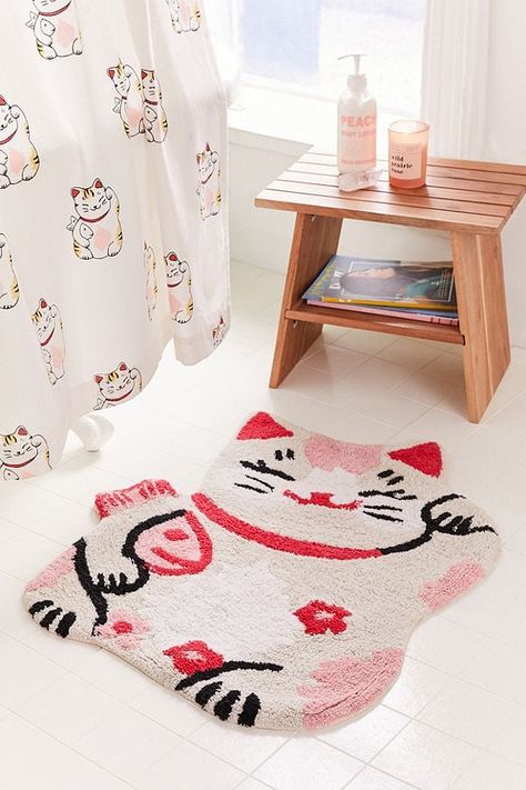 19 Quirky Decor Items You Didn't Know Your Home Needed Punching Needle, Cat Shower Curtain, Cat Rug, Cat Bath, Quirky Decor, Disney Home Decor, Quirky Home Decor, Decoration Originale, Bath Room