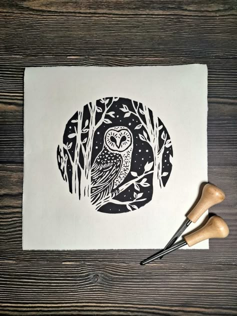 Forest Owl, Linocut Printmaking, Lino Art, Hand Carved Stamps, Linocut Art, Printmaking Art, Relief Print, Owl Art, Monoprint