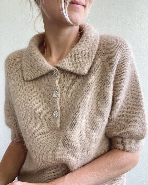 Holiday Slipover, Sunday Sweater, Tees Pattern, Knit In The Round, Stockinette Stitch, Work Tops, Pattern Sweater, 가을 패션, Urban Chic