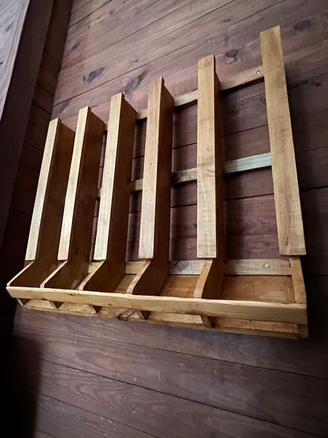 Can Food Organization, Can Good Storage Ideas, Can Food Storage, Canned Good Storage, Diy Rustic Kitchen, Small Woodworking Shop Ideas, Diy Pantry Shelves, Food Organization, Food Storage Shelves