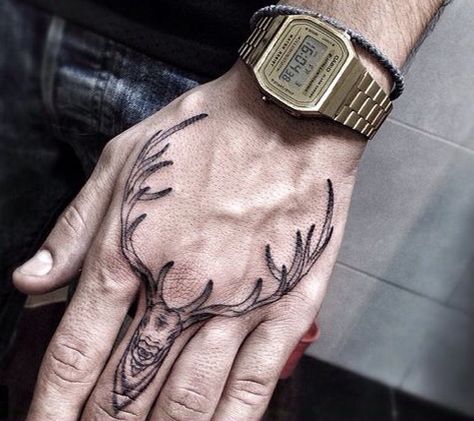 Hand tattoo Country Hand Tattoos For Men, Hand Tattoo Boys, Deer Hand Tattoo, Tattoo Ideas Zodiac, Art Sleeve Tattoo, Tattoo Ideas Skull, Boys Hand Tattoo, Drink Boy, Tattoo Designs Minimalist