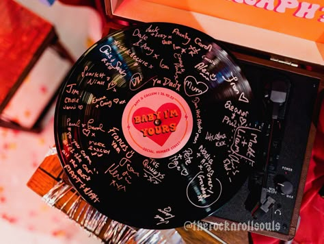 Add a unique twist to your guestbook by having your loved ones leave their names or messages on a custom vinyl record. This funky guestbook can be displayed or framed in your home as a cherished memento from your special occasion that will always make you smile. If you select the full set-up or record + sticker option please note that the vinyl record may have light scratches / scuff marks as these are rescued from landfill to help out planet! Set-Up Options: Full Set-Up: 1x Vinyl record with a Record Backdrop, Quirky Wedding Ideas, Rock And Roll Wedding, Record Sticker, Punk Rock Wedding, Weird Wedding, Custom Vinyl Record, Music Wedding, Western Themed Wedding