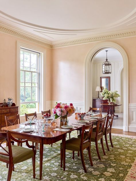 Farm Dining Room, Peter Pennoyer, Ceiling Details, Leaf Crown, Elegant Dining Room, Guest Cottage, Colonial Revival, English Country House, The Dining Room