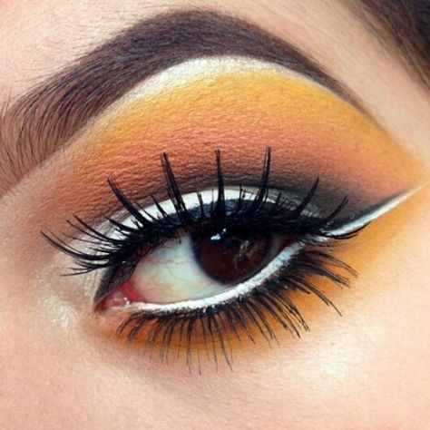 Finding Nemo inspired look by one of my fellow cosmetologists Nemo Makeup, Nemo Outfit, Nemo Costume, Disney Inspired Makeup, Bright Sunset, Masquerade Ball Party, Theatre Makeup, Creepy Halloween Makeup, Disney Makeup