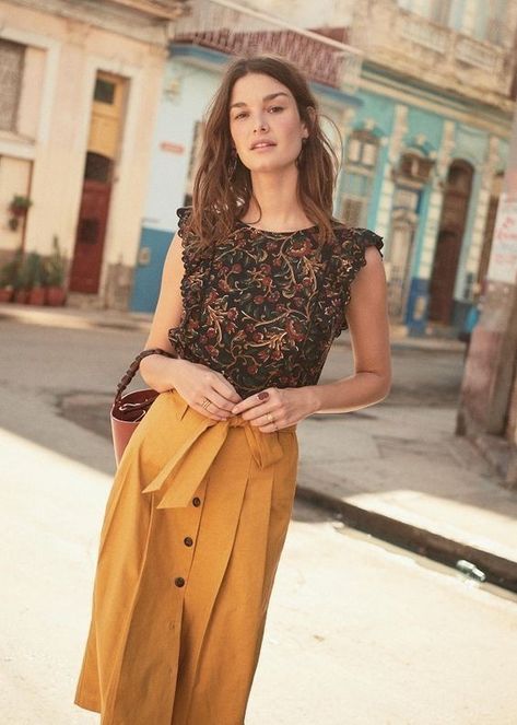 Casual Long Skirt, Long Skirt Casual, Skirts Midi High Waisted, Look Vintage, Parisian Style, Skirt Outfits, Women Style, Look Fashion, Long Skirt