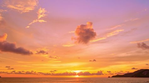 Moving Video, Dark Sunset, Moving Clouds, Embroidered Canvas Art, Aesthetic Clouds, Sunrise Landscape, Clouds Photography, Sunset Clouds, Embroidered Canvas