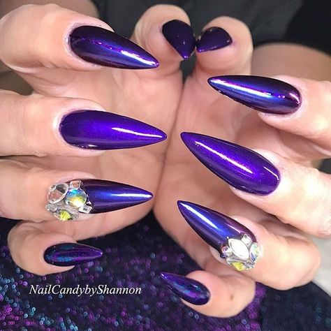 Shiny purple claws! Stiletto nail design with rhinestone accents on the ring finger! Beautiful nails by Ugly Duckling family member @nailcandybyshannon Obsessing over this new electric purple from www.uglyducklingnails.com  Ugly Duckling Nails page is dedicated to promoting quality, inspirational nails created by Internation Stiletto Nail Design, Mobile Nails, Electric Purple, Glitter Manicure, Purple Eye Makeup, Nails Design With Rhinestones, Stiletto Nails Designs, Purple Rings, Nail Art Ombre