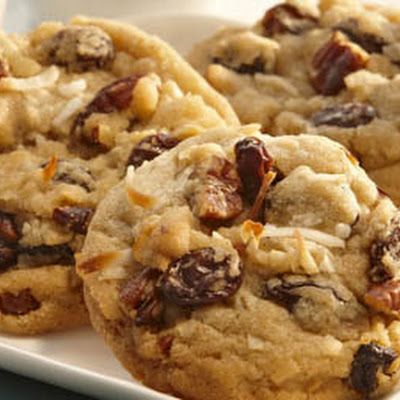 Coconut Raisin Pecan Cookies Pecan Cookies, Sweet Ideas, Coconut Cookies, Raisin Cookies, Vanilla Cookies, Unsweetened Coconut, Toasted Pecans, Cookies Recipes Chocolate Chip, Cookie Monster