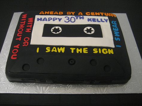 90s Party Ideas, 80s Birthday Parties, 90s Theme Party, New Birthday Cake, Birthday Sheet Cakes, Cassette Audio, 90's Birthday Party, 40th Birthday Cakes, 90s Theme