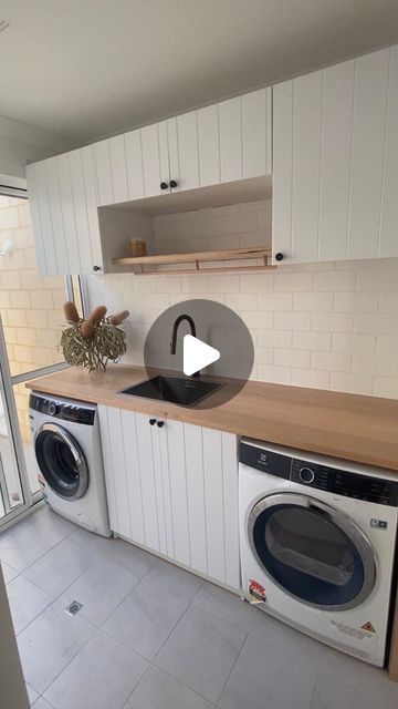 Bunnings Laundry, Laundry Room Sink Cabinet, Laundry/mudroom Ideas, Ikea Laundry, Laundry Room Decor Ideas, Garage Laundry Rooms, Laundry Makeover, Metal Building House Plans, Garage Laundry