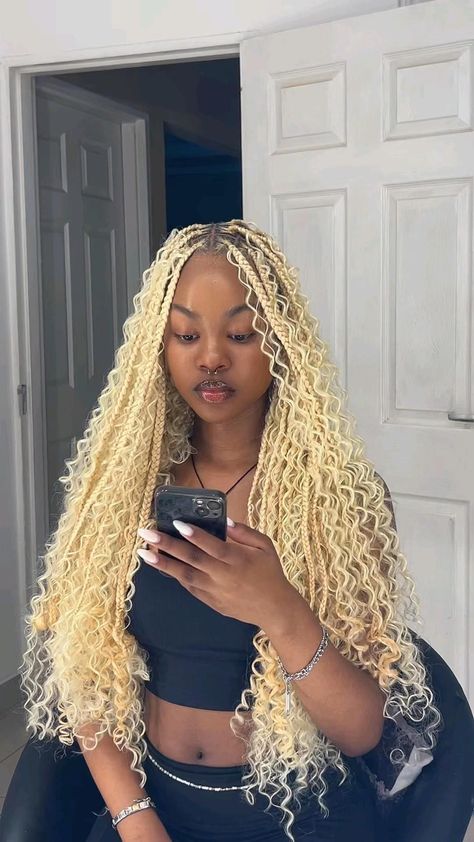 Ways To Style Goddess Braids, Blond Goddess Braids, Goddess Braids Long, How To Style Braids, Long Knotless Braids, Latest Hair Braids, Short Box Braids Hairstyles, Goddess Braids Hairstyles, Quick Natural Hair Styles