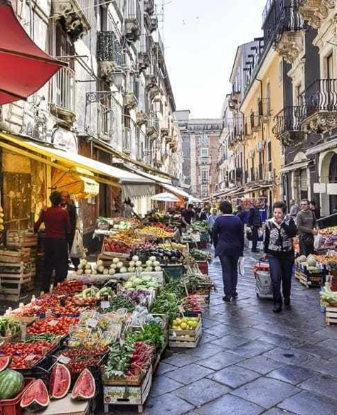 Catania Sicily, Italy Tours, Voyage Europe, Outdoor Market, Sicily Italy, Southern Italy, Italy Vacation, Food Market, Pompeii