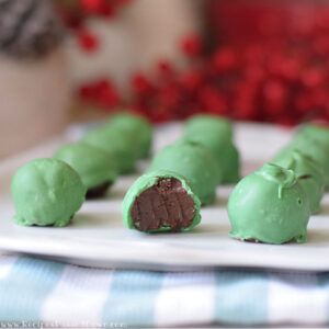 Mint Meltaways Recipe, Eggnog Bundt Cake, Mint Meltaways, Festive Holiday Desserts, Homemade Truffles, Homemade Eggnog, Scratch Recipes, Food Candy, Candy Truffles