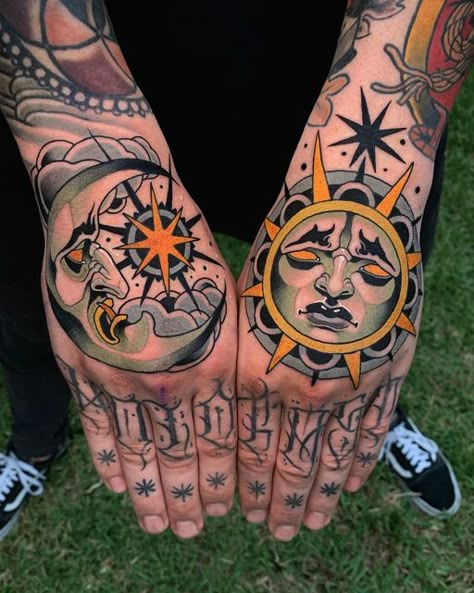 Sun Moon Tattoos, Traditional Sun Tattoo, Traditional Hand Tattoo, Moon Sun Tattoo, Neo Tattoo, Traditional Tattoo Inspiration, Autumn Tattoo, Traditional Style Tattoo, Moon Tattoos