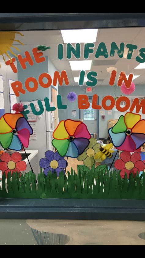 My infants 3-D class window during the spring. Everyone enjoyed the pinwheels! Window Design Classroom, Door Ideas For Infant Classroom, Daycare Window Ideas, Infant Classroom Decor, Lavender Classroom, Infant Classroom Decorations, Infants Crafts, Classroom Window Decorations, Spring Classroom Door