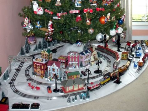 lionel christmas train layout | My Marx 027 tinplate Christmas layout - Toy train operating and ... Toy Train Layouts, Lionel Train Sets, Christmas Tree Train, Christmas Train Set, Christmas Layout, Model Train Table, Toy Trains Set, Toy Trains, Model Train Sets