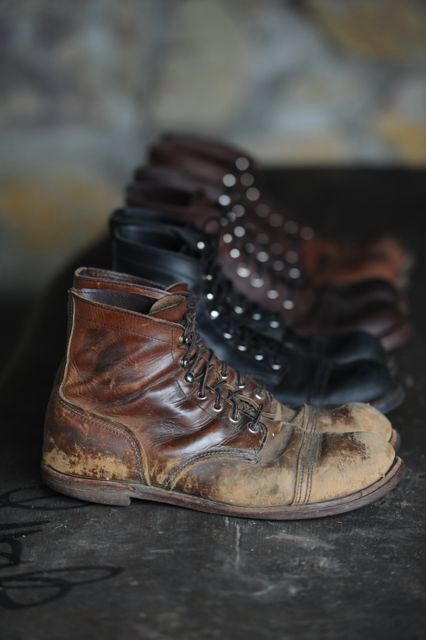 Worn. Street Style Vintage, Red Wing Iron Ranger, Movie Board, Iron Ranger, Red Wing Boots, Red Wing Shoes, Mode Inspo, Red Wings, Work Boots