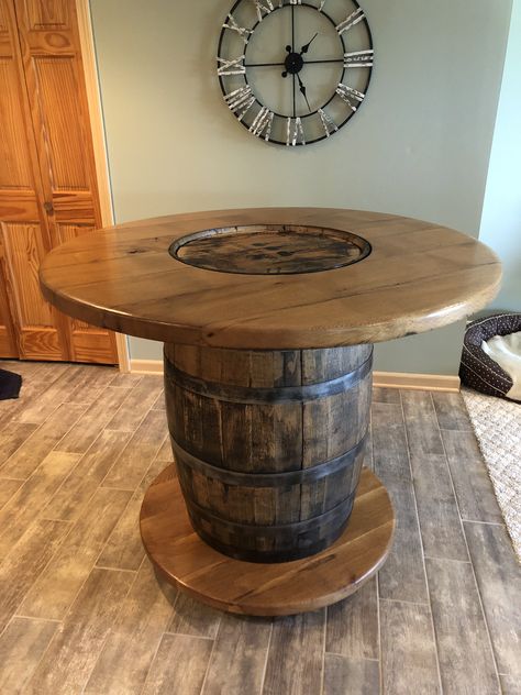 Bourbon Barrel Projects, Whiskey Barrel Table Diy, Bourbon Basement, Whisky Barrel Table, Barrel Table Ideas, Barrel Table Diy, Pub Decor Ideas, Whisky Barrel Ideas, Bourbon Barrel Table