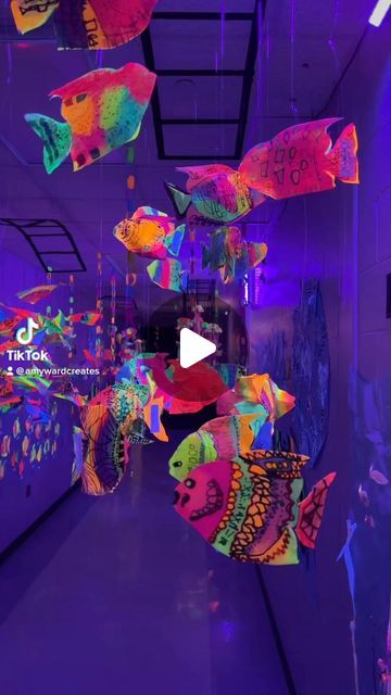 Amy  Ward on Instagram: "Art Shows are better with MUSIC!  Try it!  #rollercoasterride #hawaiianrollercoasterride #glowart #glowart #elementaryart #arteducation #arteducationforkids #arteducationmatters #arteducationrevolution #blacklight #blacklightart #blacklightartists #neonart #neonartwork #glowart #glow #bam" Art Night At School, Blacklight Art Ideas, Blacklight Art Projects, Art Show Preschool, Glow Art Show, Black Light Art Projects For Kids, Art Show Themes, Preschool Art Show Ideas, Glow Gallery