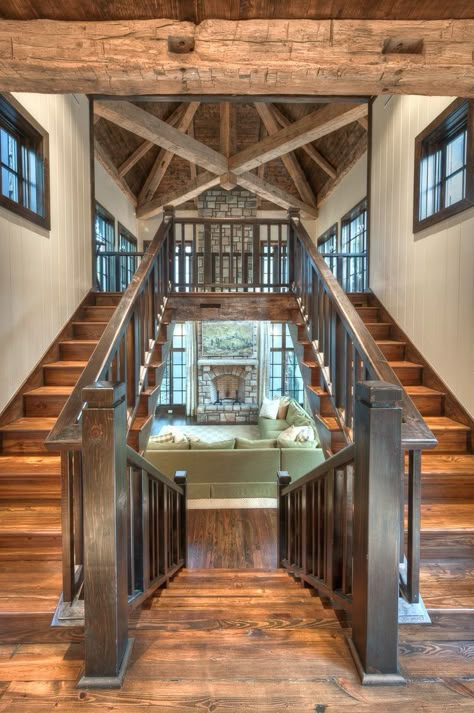 Timber Frame Great Room, Barn Style House Plans, Casa Country, Casa Vintage, Rustic Home Design, Wood Stairs, Barn Style House, Barn Homes, Pole Barn Homes