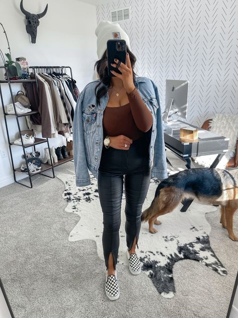 Split Hem Leather Pants Outfit, Brown Bodysuit Outfit, Bodysuit Outfit Winter, Fall Bodysuit Outfit, On Sneakers Outfit, Brown And Black Outfit, Slip On Sneakers Outfit, Carhartt Beanie Outfit, Checkered Vans Outfit