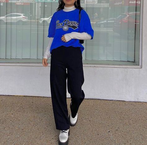 Blue Tee Outfit, Blue And Black Outfit, Pride Fits, Black Turtleneck Outfit, Royal Blue Outfits, Blue Graphic Tee, Royal Blue Shirts, Ala Moana, Turtleneck Outfit