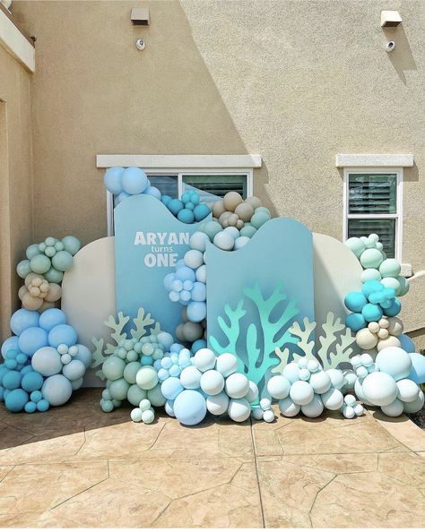 Under The Sea Birthday Party Backdrop, Ocean Birthday Backdrop, Under The Sea Theme Centerpieces, Ocean Theme Pool Party, Under The Sea Balloon Backdrop, Oneder The Sea Backdrop, Classy Under The Sea Theme, Under The Sea Party Backdrop, Ocean Themed 1st Birthday Party